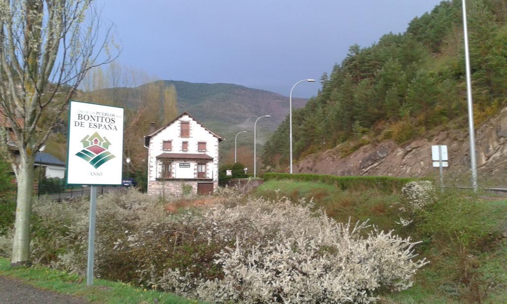 Casa Ursula Casa de hóspedes Ansó Exterior foto