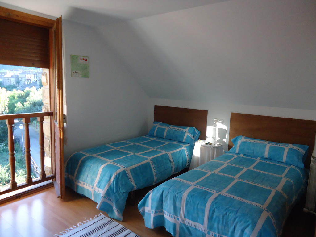 Casa Ursula Casa de hóspedes Ansó Quarto foto
